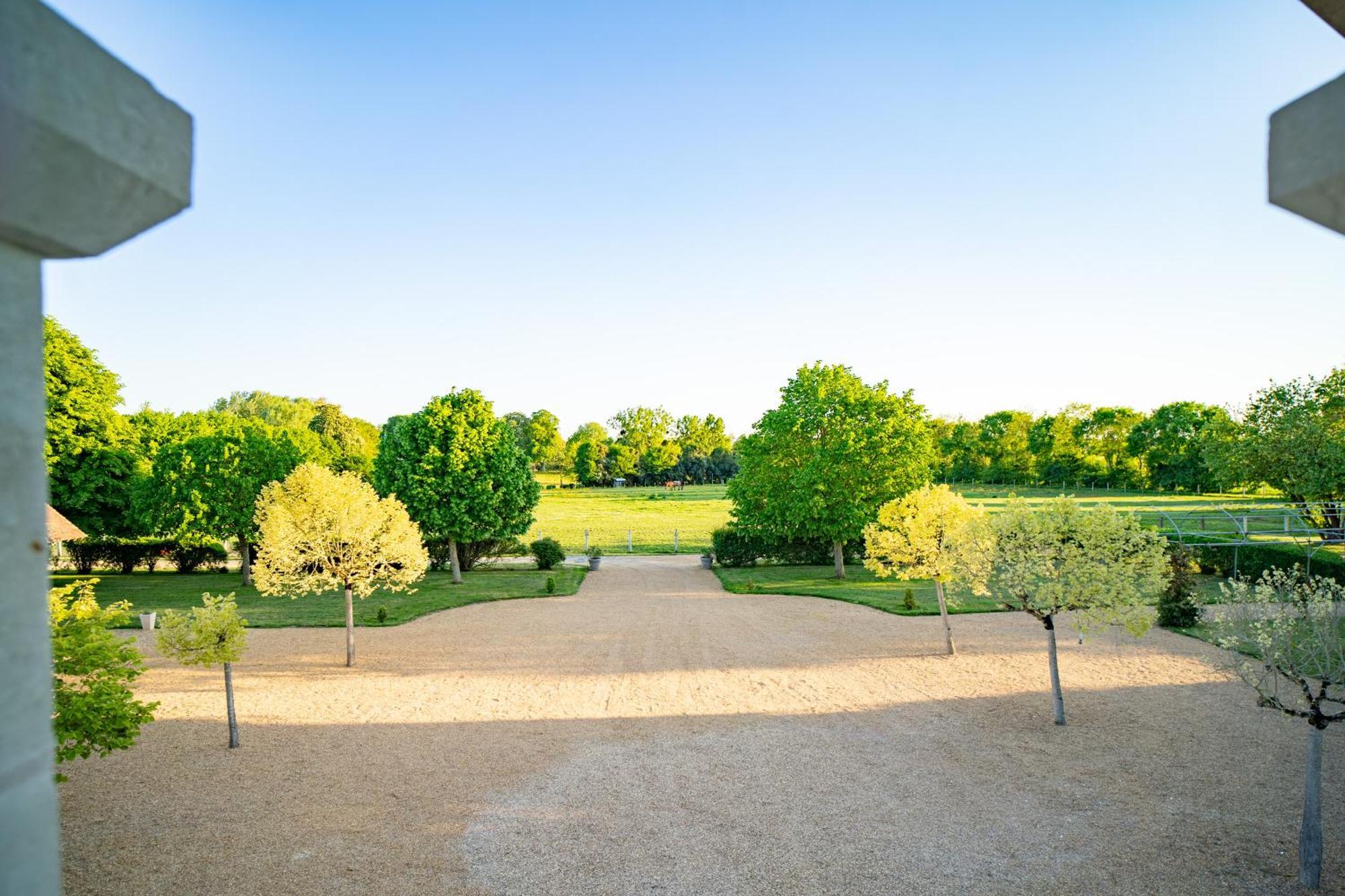Hotel Haras De La Potardiere Crosmières Esterno foto
