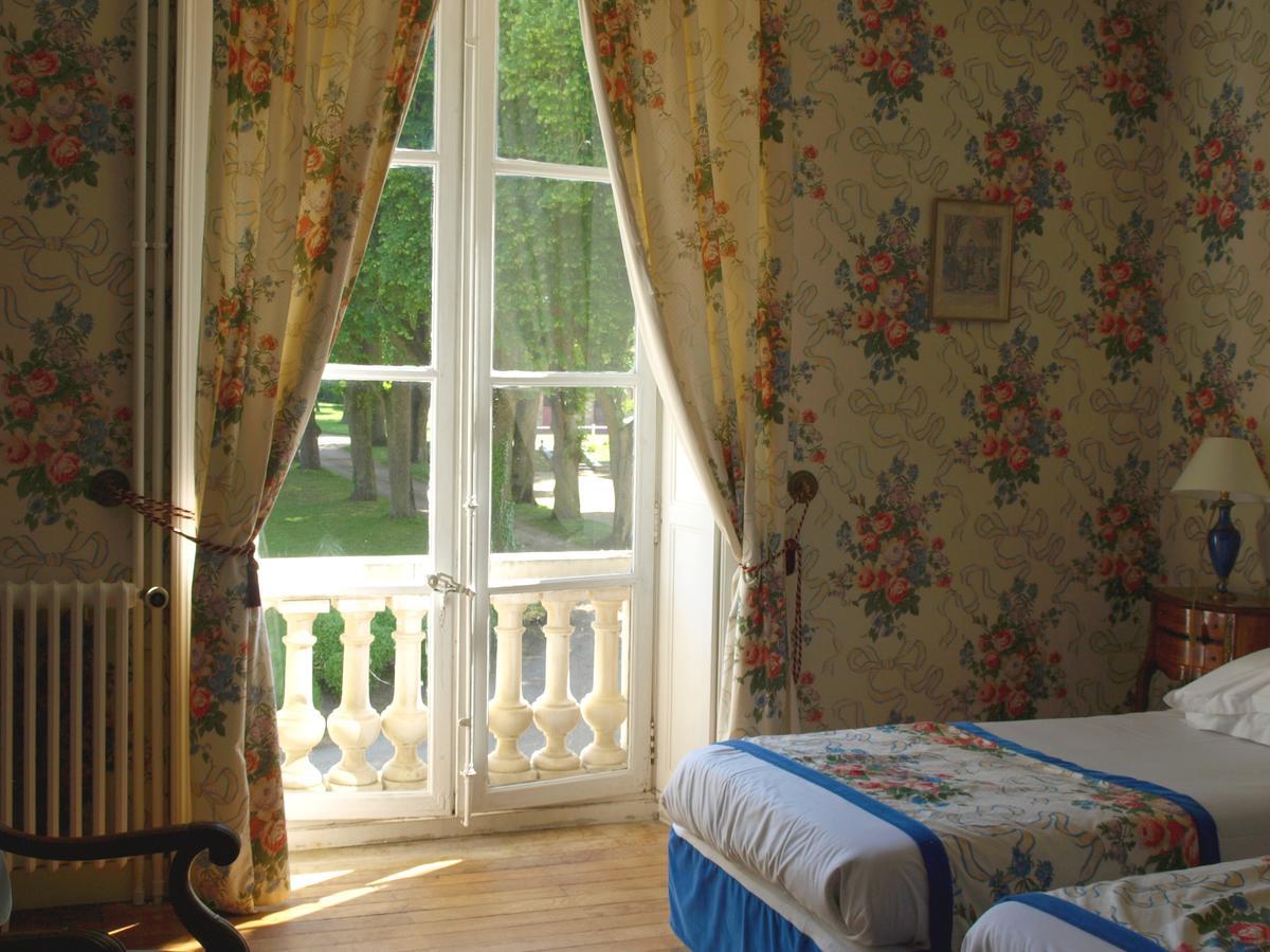 Hotel Haras De La Potardiere Crosmières Esterno foto
